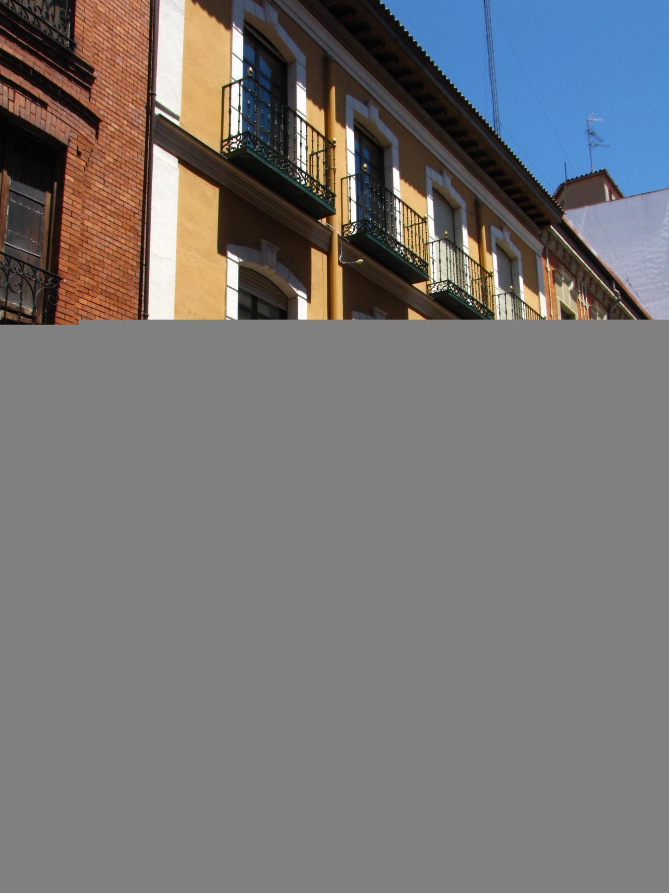 Apartamentos Boutique Catedral Вальядолид Экстерьер фото